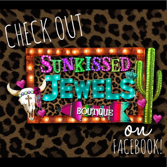 SOLD OUT New Black & Turquoise Charm Earrings! - Picture 4 of 4